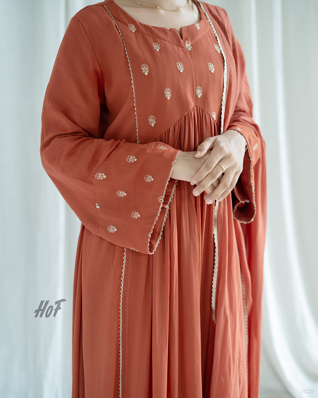 MyHof Brick Red Suit Set With Thread Work In Georgette