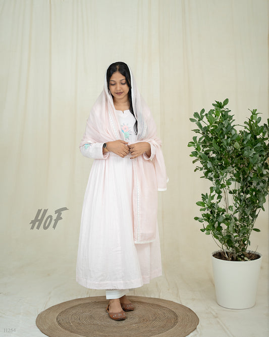 MyHof Light Pink Suit Set With Floral Embroidery In Cotton