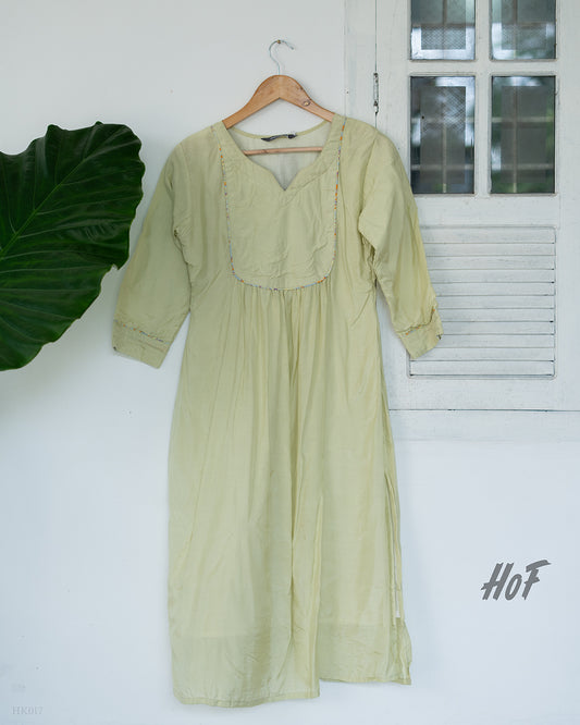 MyHof Pastel Green Casual Kurti In Muslin